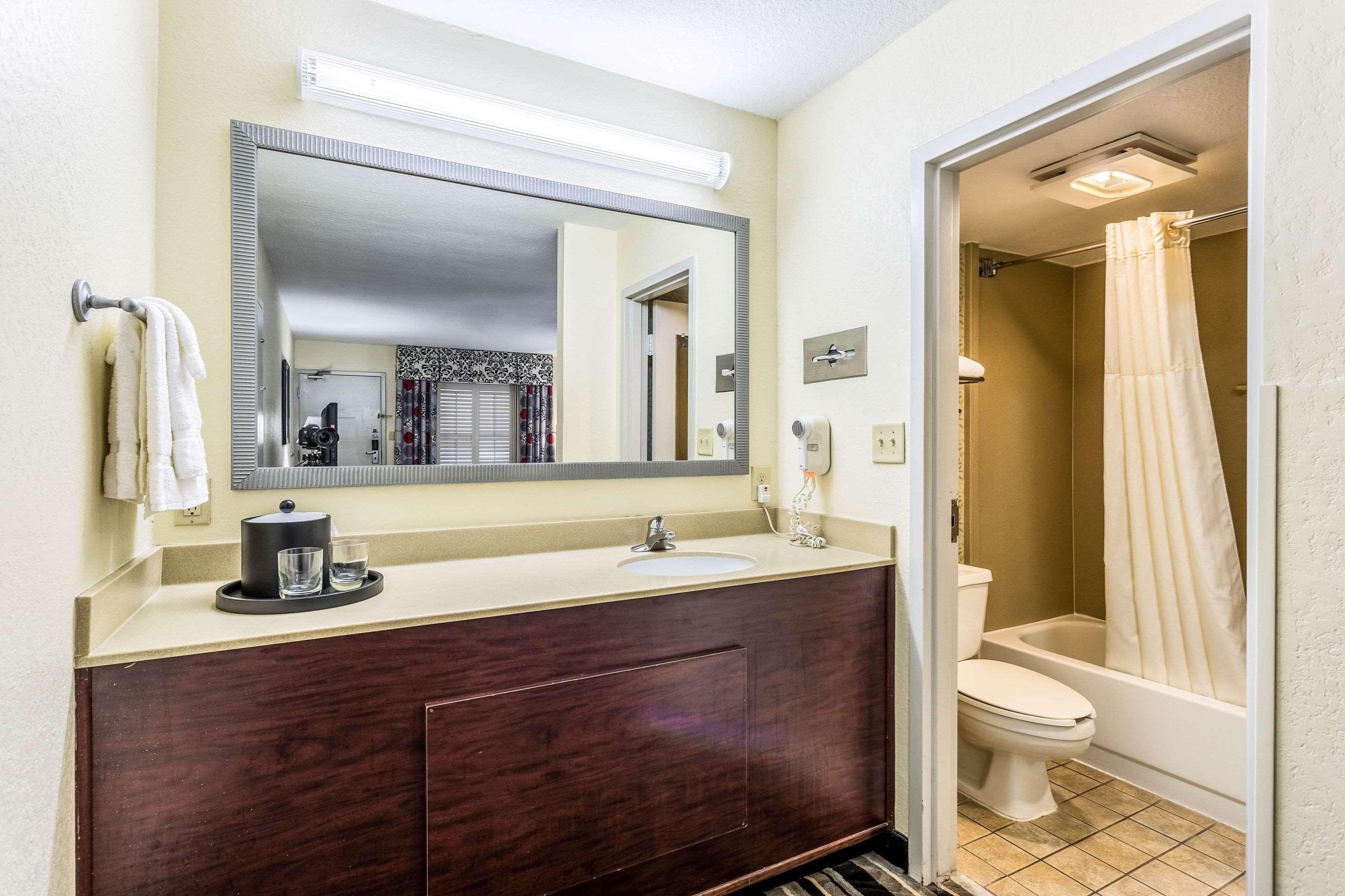 Clarion Pointe Huntsville Research Park Εξωτερικό φωτογραφία