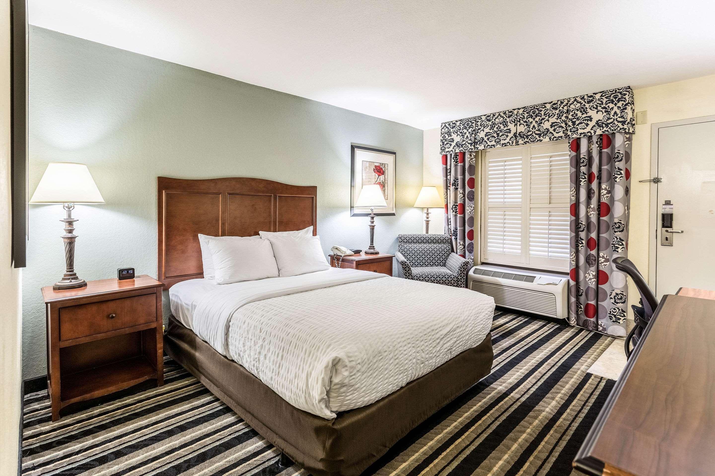 Clarion Pointe Huntsville Research Park Εξωτερικό φωτογραφία
