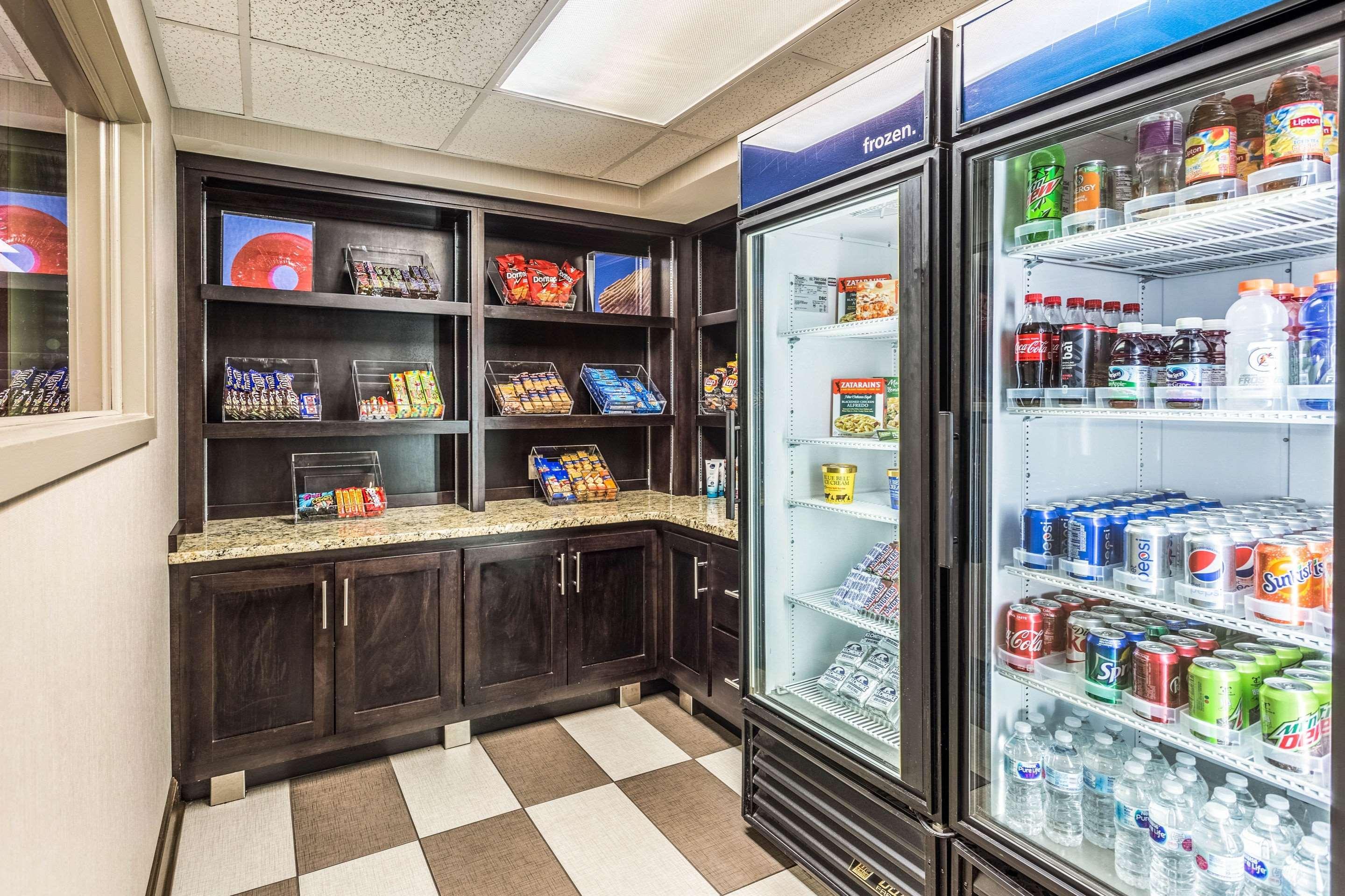 Clarion Pointe Huntsville Research Park Εξωτερικό φωτογραφία